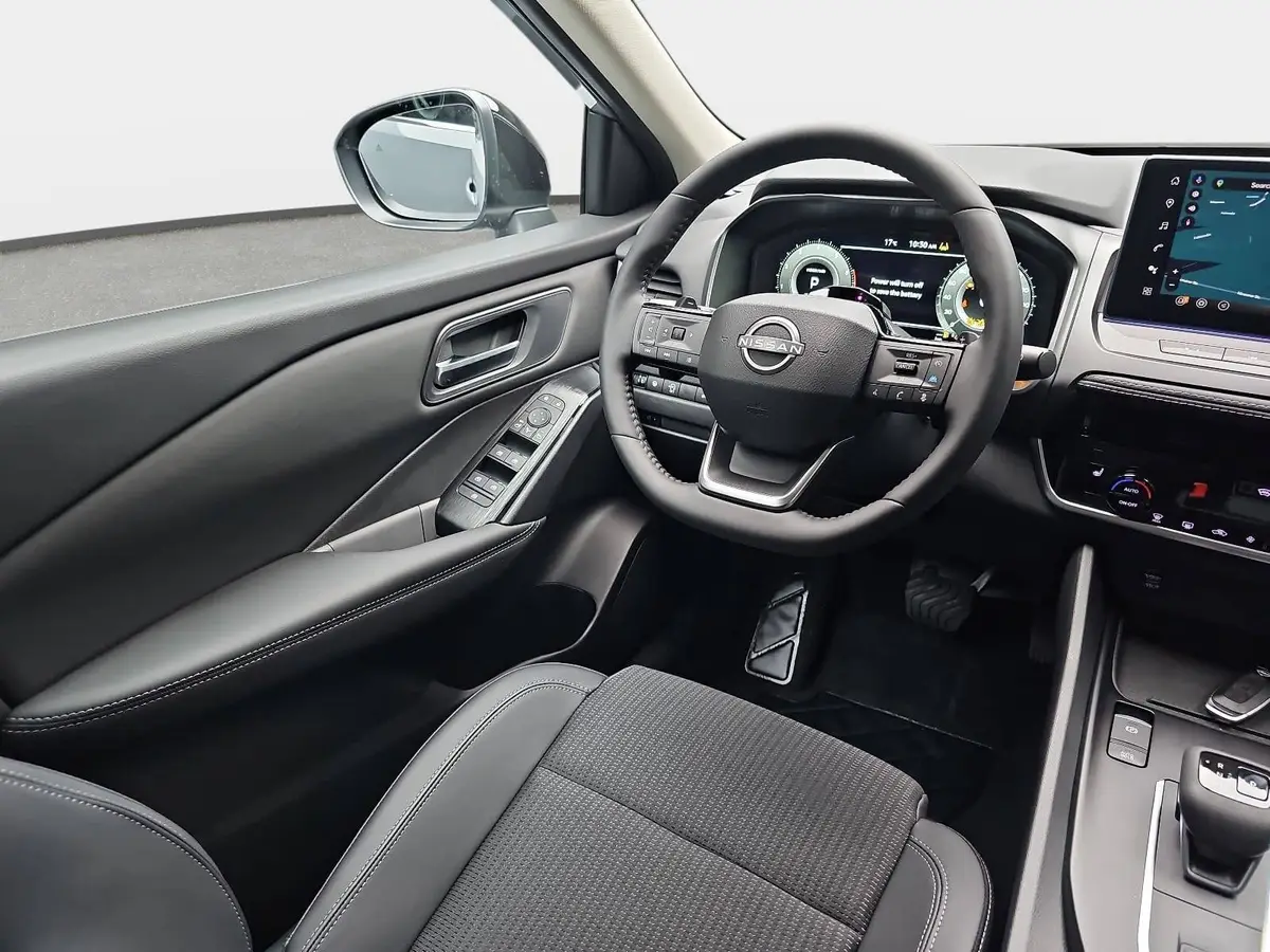 NISSAN QASHQAI 1.3 DIG-T MHEV AUTO. N-CONNECTA WINTER EL-HECKKLAPPE