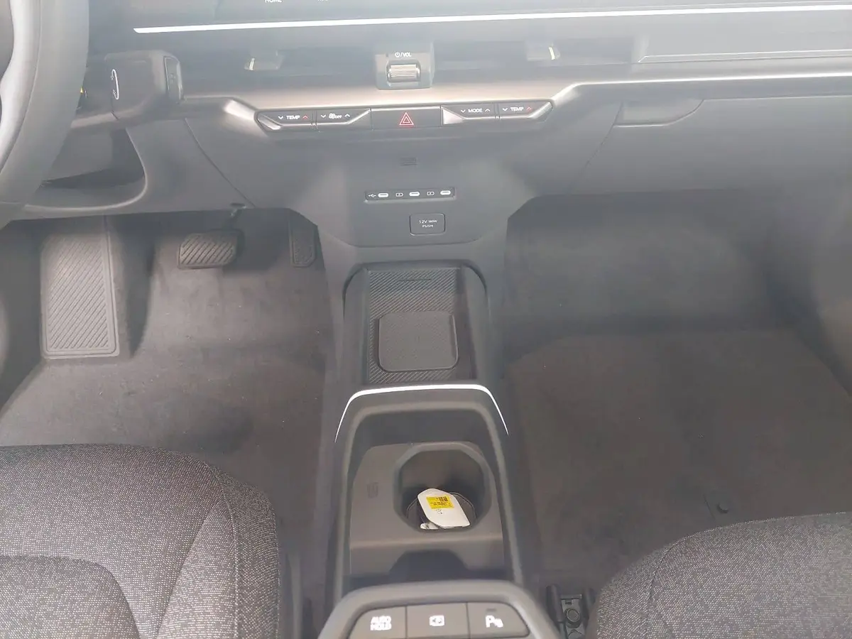KIA EV2 61.0 KWH EARTH MJ27 4SITZE WINTER-CONNECT TECHN DRIVEWISE-PARK DESIGN