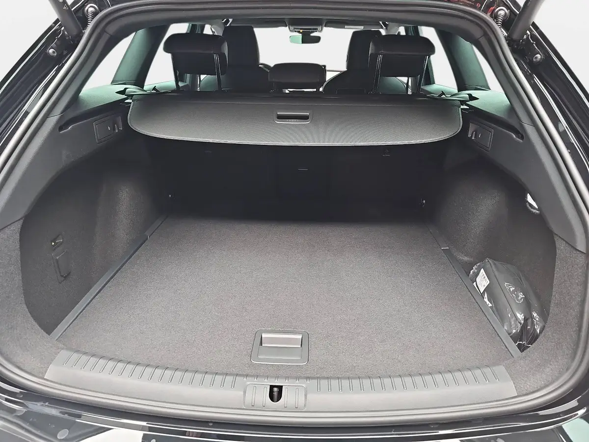 CUPRA LEON ST 1.5 ETSI DSG LED KLIMAAUTO ACC FULL-LINK EL.HECKKL