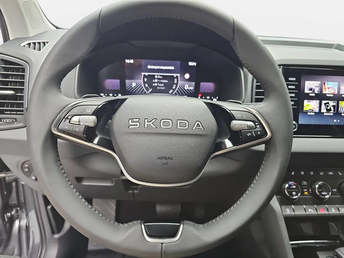 SKODA KAROQ 1.5 TSI DSG 130 JAHRE LED KLIMAAUTO WINTER SICHT K