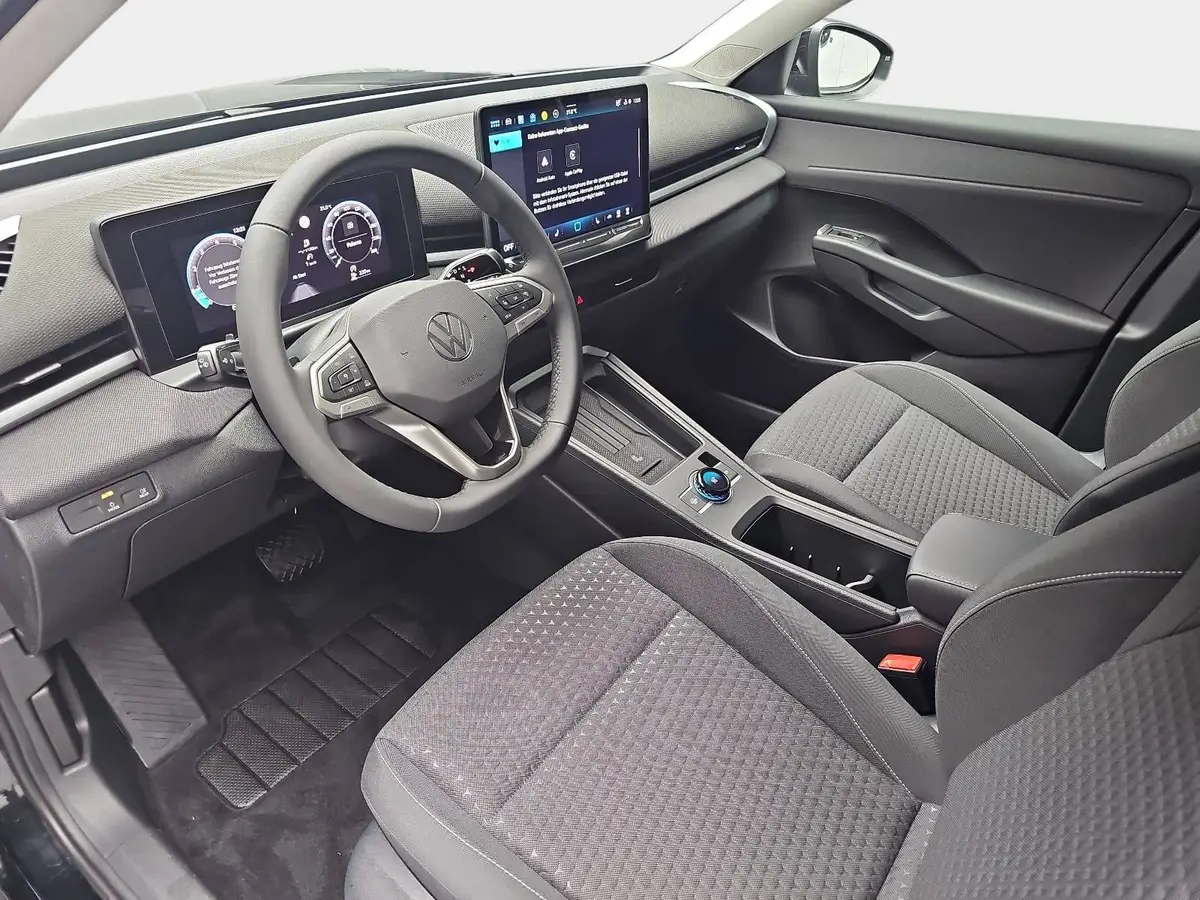 VW T-ROC 1.5 ETSI DSG LIFE ACC KAMERA WINTER AHK