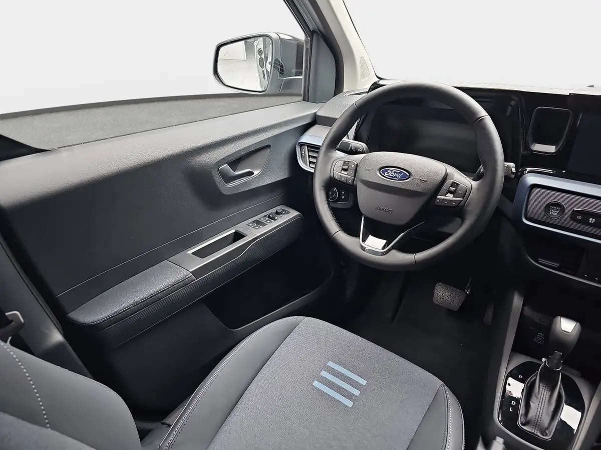 FORD TOURNEO COURIER 1.0 EB AUT. ACTIVE NAVI+ACC+WINTER+SPUR+KAMERA+LM