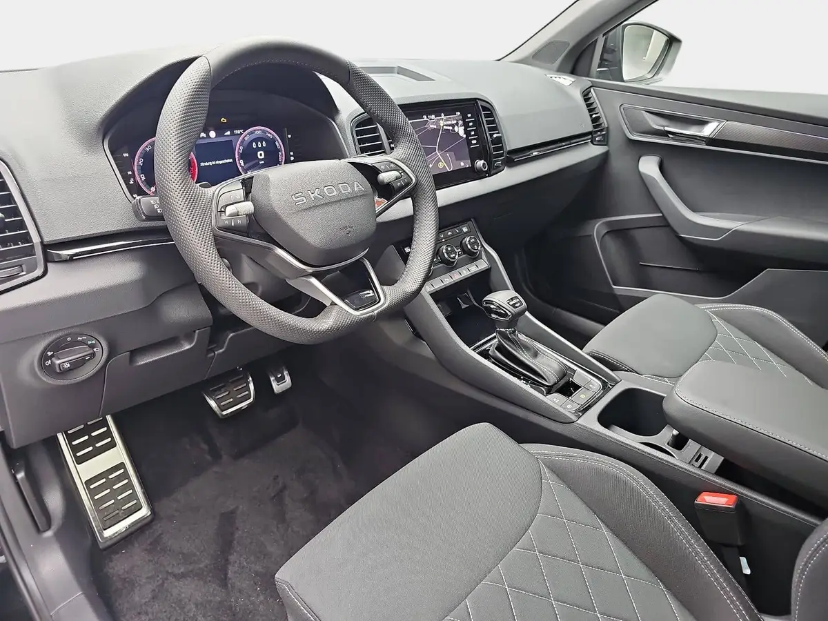 SKODA KAROQ 2.0 TSI DSG SPORTLINE 4X4 LED ACC AHK