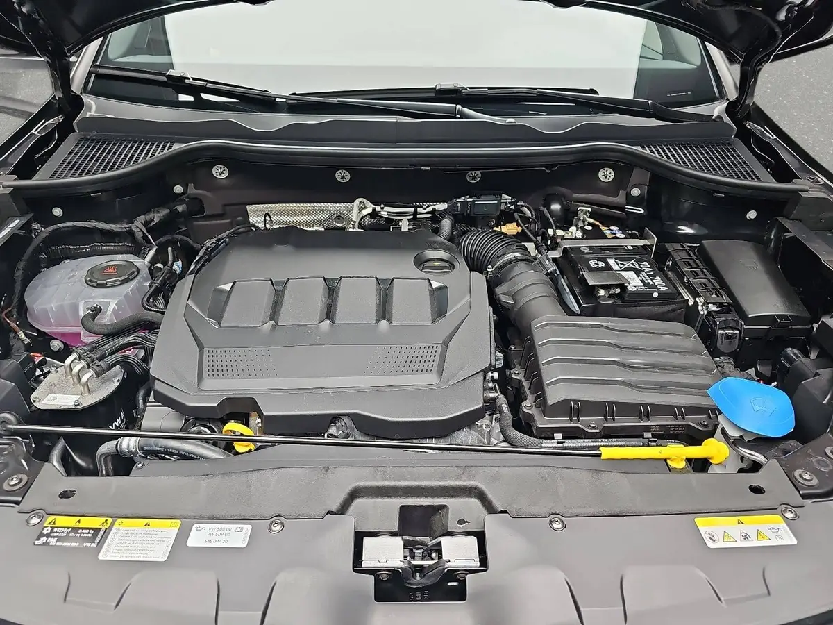 SKODA KAROQ 2.0 TDI DSG SPORTLINE 4X4 NAVI LED