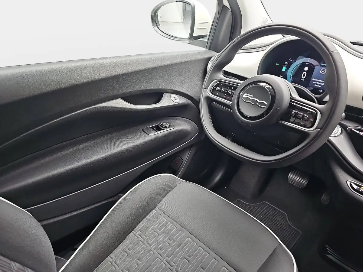 FIAT 500C ELEKTRO 42 KWH KOMFORT PAKET, 16-ZOLL LM-FELGEN
