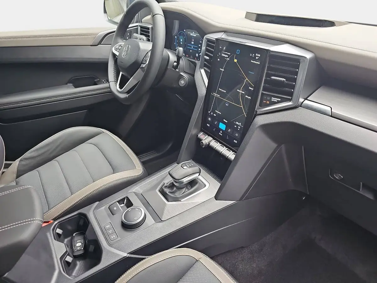VW AMAROK 3.0 TDI AUTO. 4M AVENTURA NAVI MATRIX