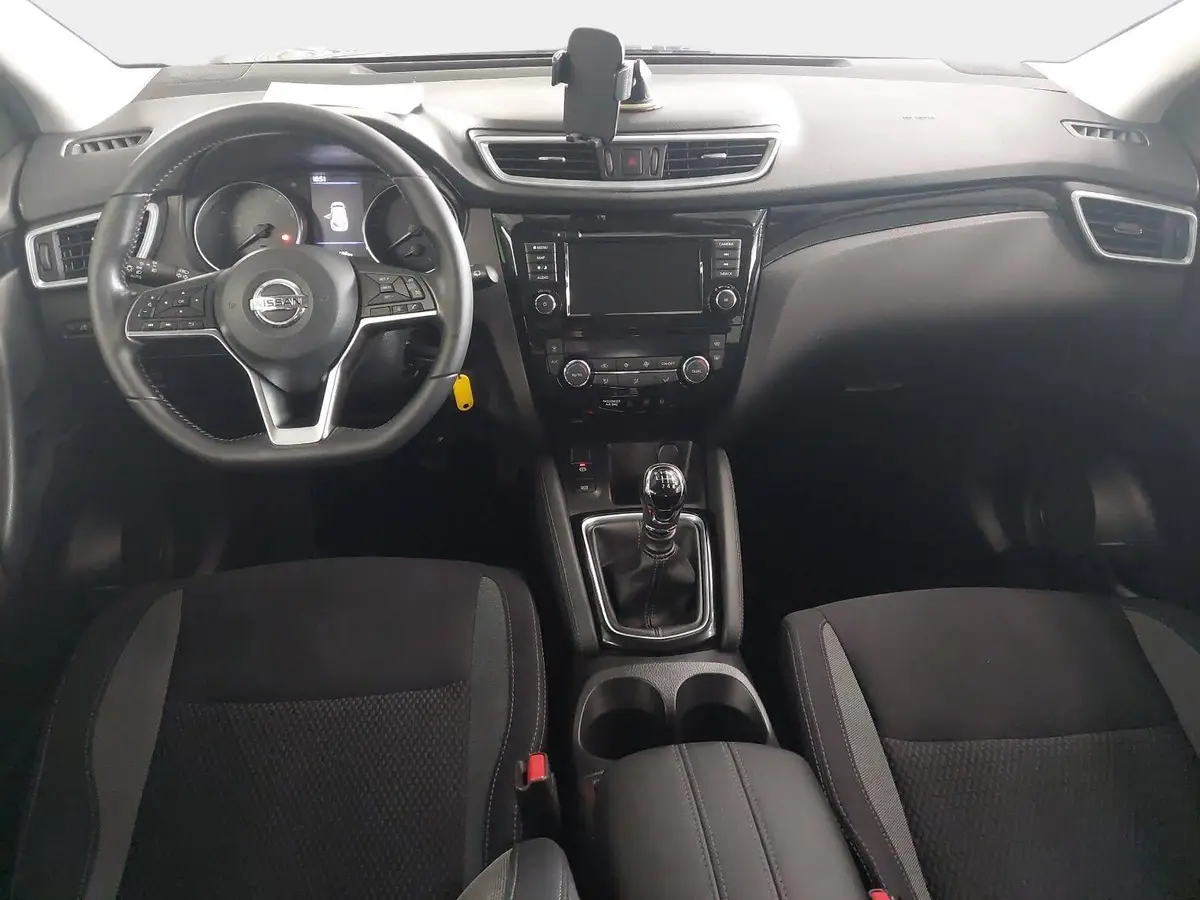 NISSAN QASHQAI 1.3 DIG-T NAVI CONNECT WINTER PDC KAMERA LM