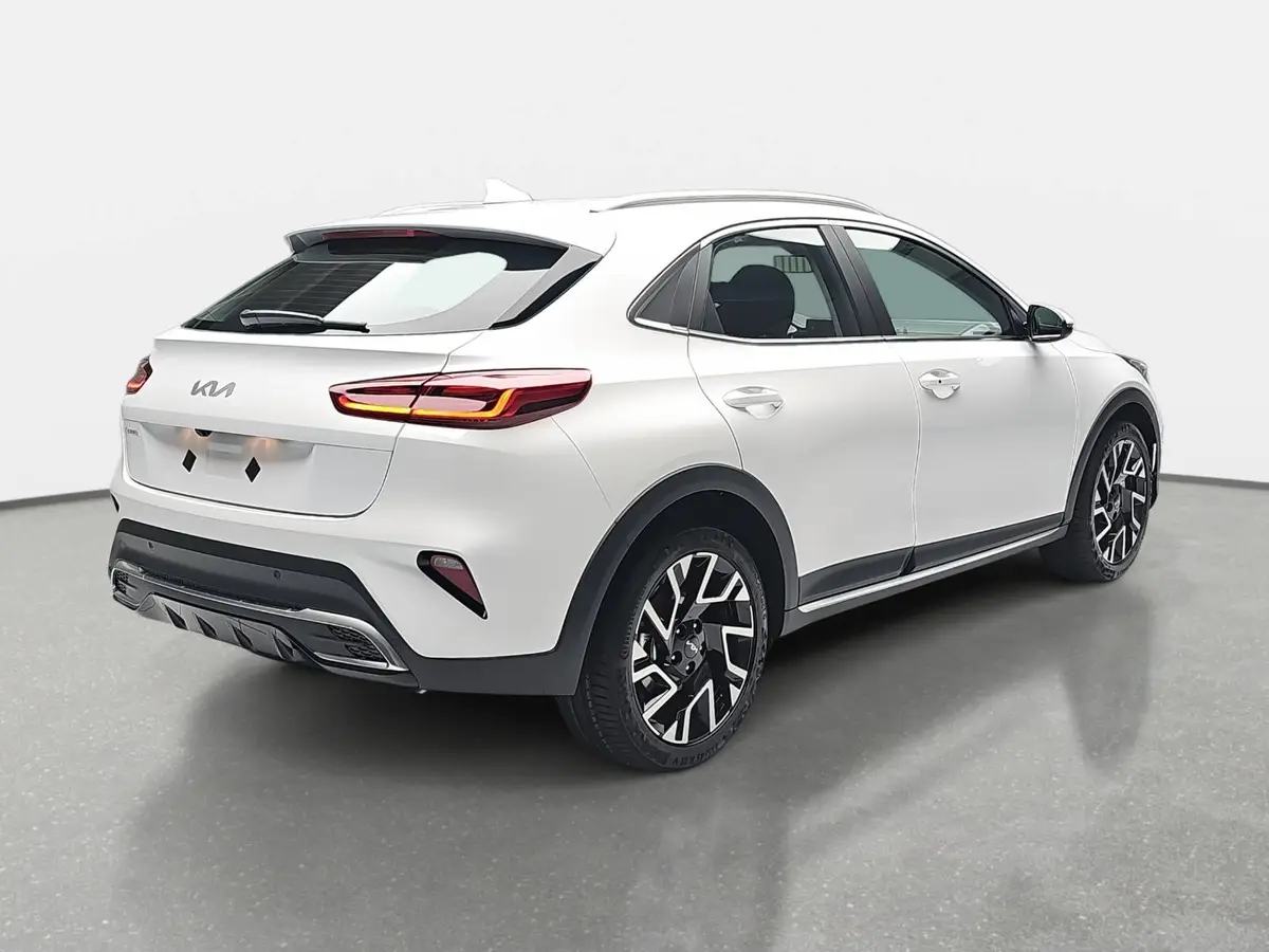 KIA XCEED 1.6 T-GDI 150 DCT SPIRIT MJ26 XCLUSIVE