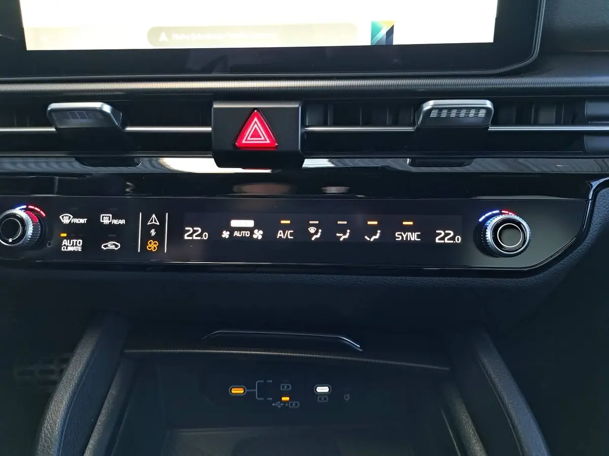 KIA SPORTAGE 1.6 T-GDI 150 2WD DCT GT-LINE MJ26 SCHW. DACH DRIVEWISE GLASDACH SOUND