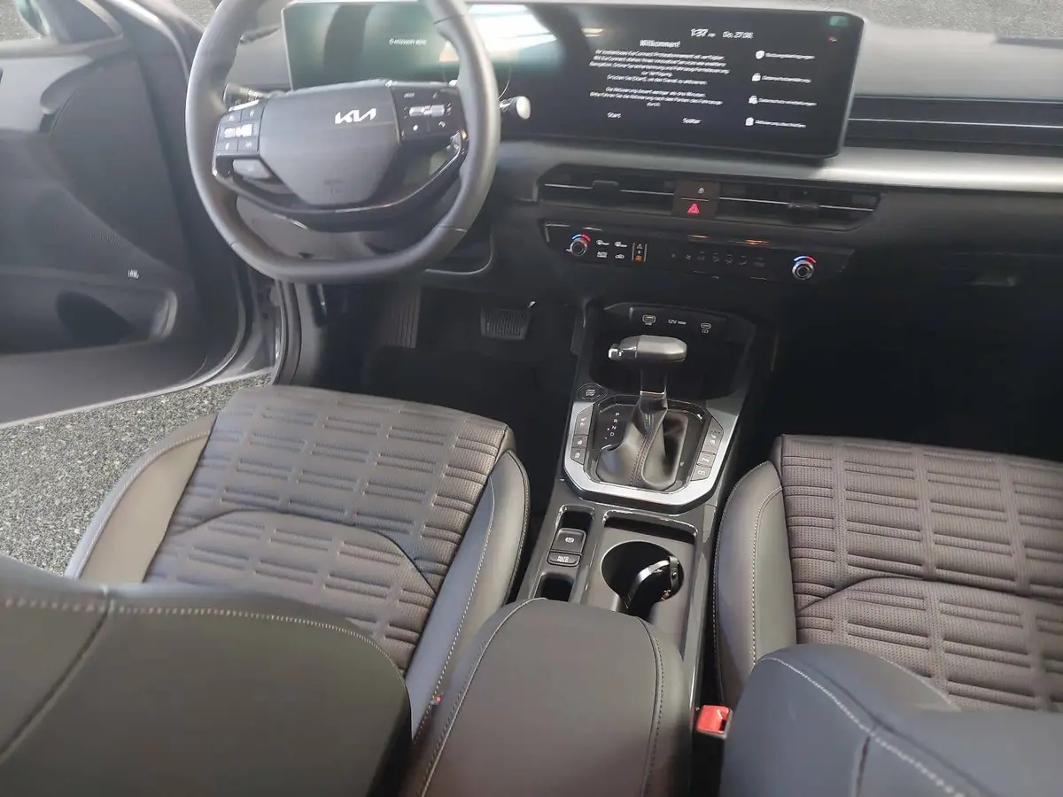 KIA XCEED 1.6 T-GDI 180 DCT SPIRIT MJ27 SOUND SITZ ADVANCED