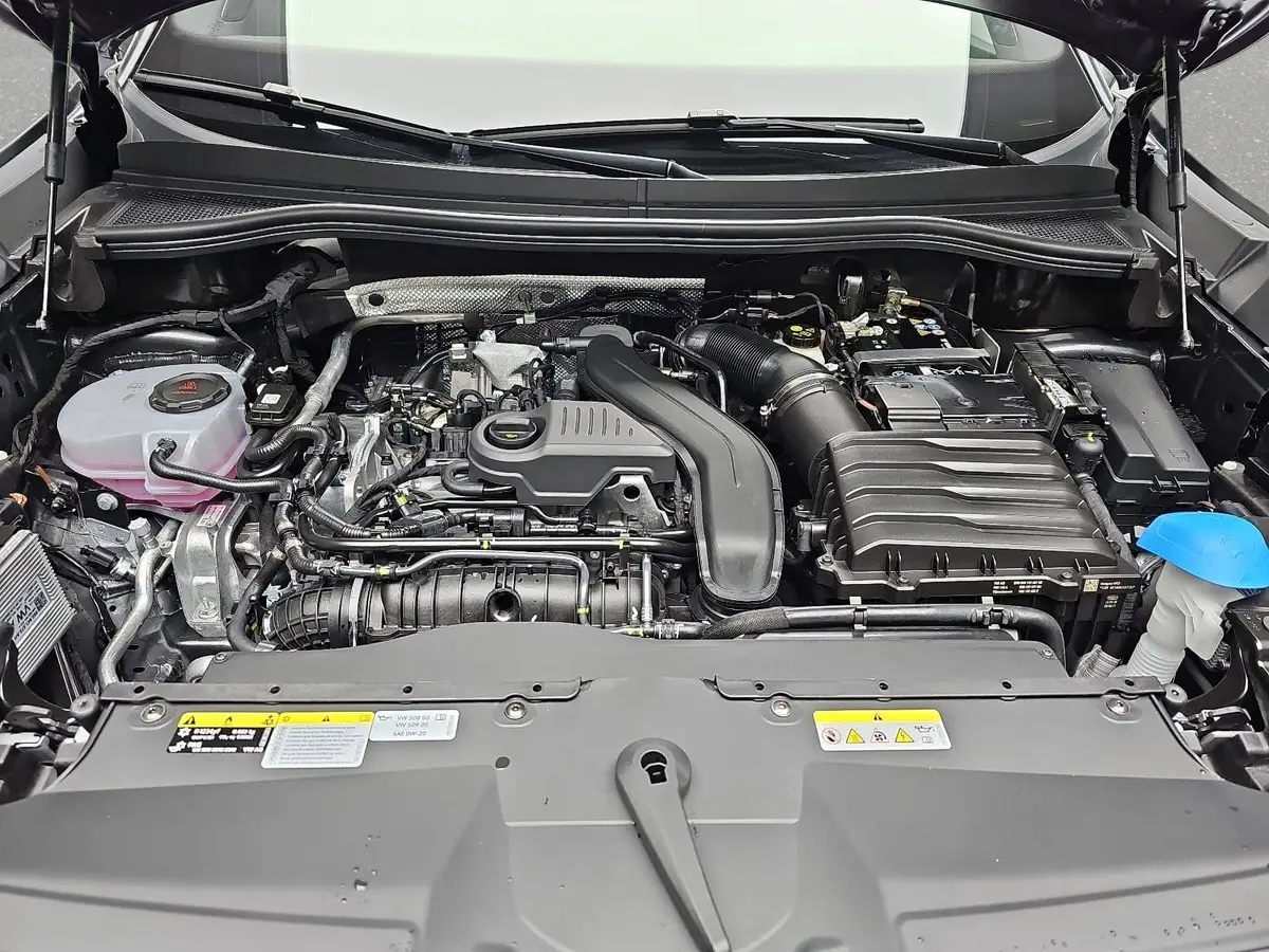 SKODA KODIAQ 1.5 DSG SPORTLINE NAVI LED ACC WINTER KAMERA AHK L