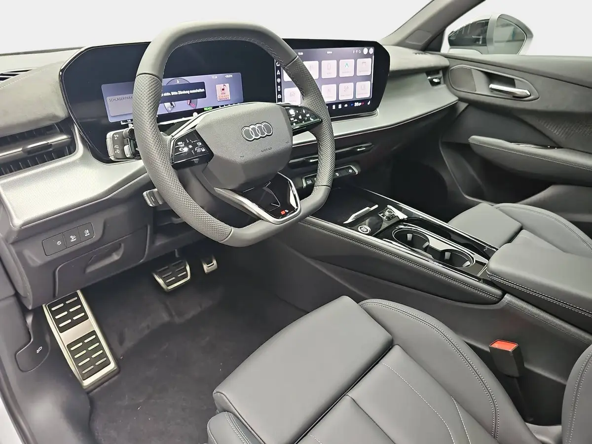 AUDI Q3 TDI S-TRONIC S-LINE NAVI LED-PLUS PANO