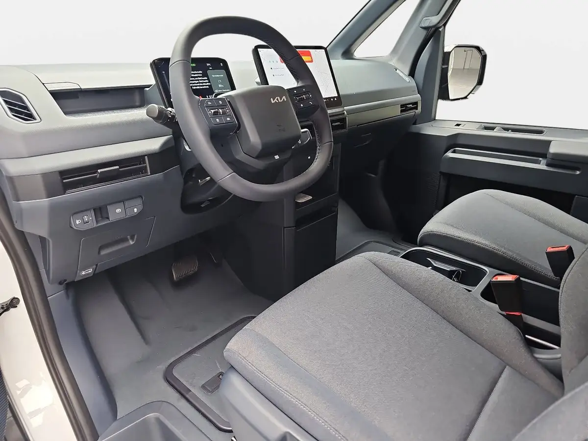 KIA PV5 CARGO L2H1 3T 71.2 KWH PLUS MJ26 WÄRMEPUMPE ALLWETTERREIFEN
