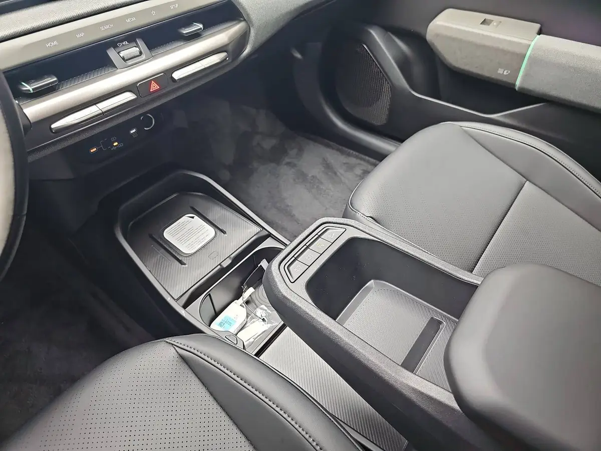 KIA EV4 81.4 KWH EARTH MJ26 UPGRADE TECHNOLOGY WINTER DWP DESIGN SOUND GLASD.