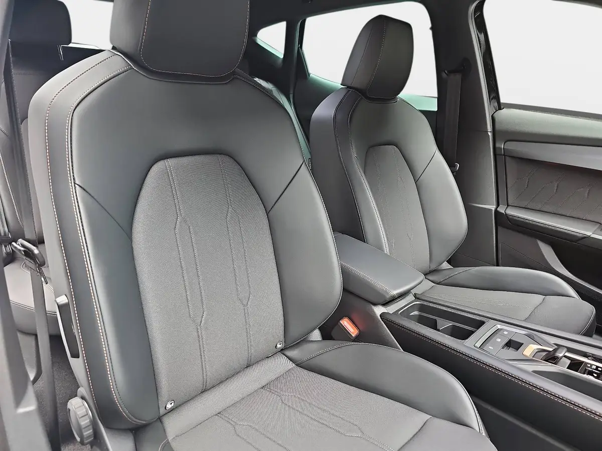 CUPRA FORMENTOR 1.5 ETSI DSG LED EDGE PAKET EL.HECKKLAPPE KAM