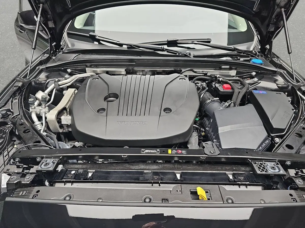 VOLVO S60 B4 AUTO. CORE NAVI LED GOOGLE KAMERA LM17