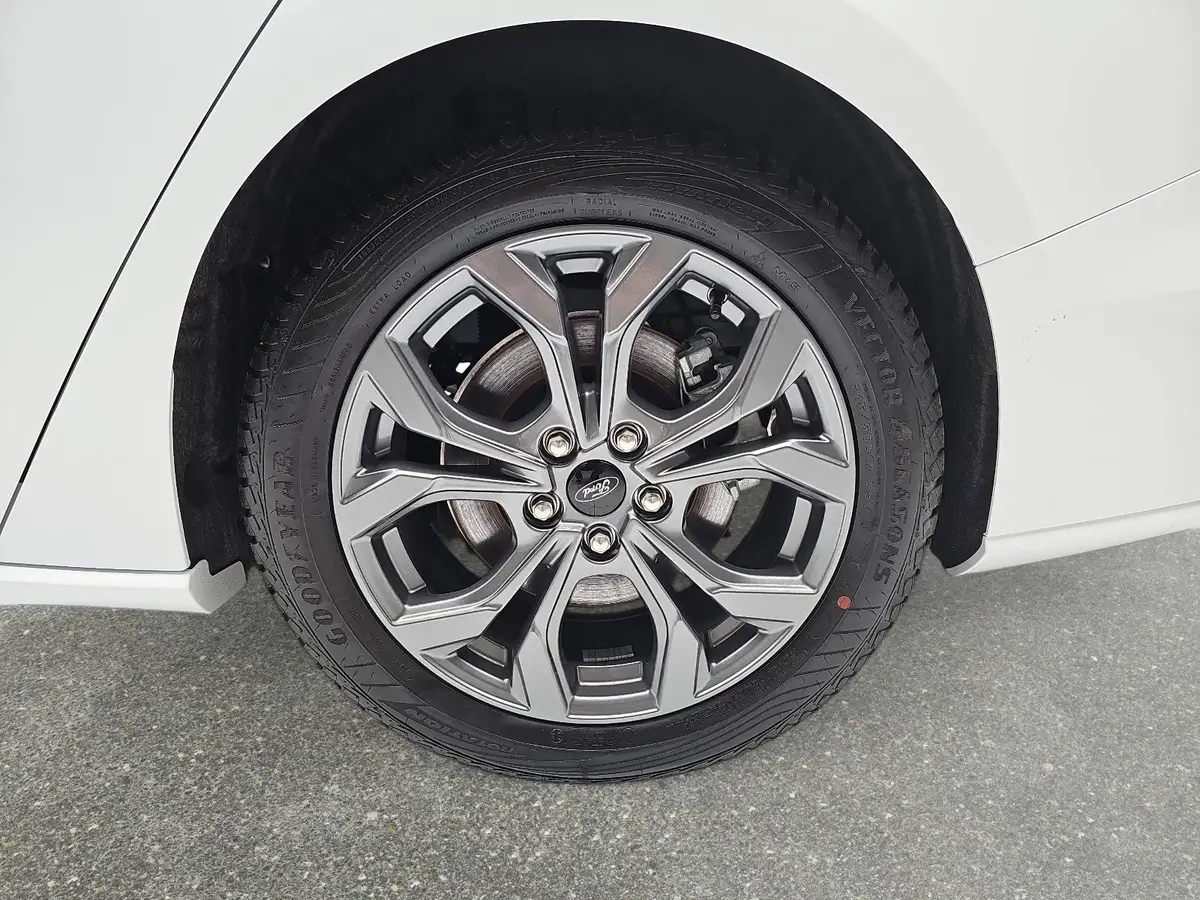 FORD FOCUS TURNIER 1.0 EB AUTO. ST-LINE X NAVI LED WINTER KAM