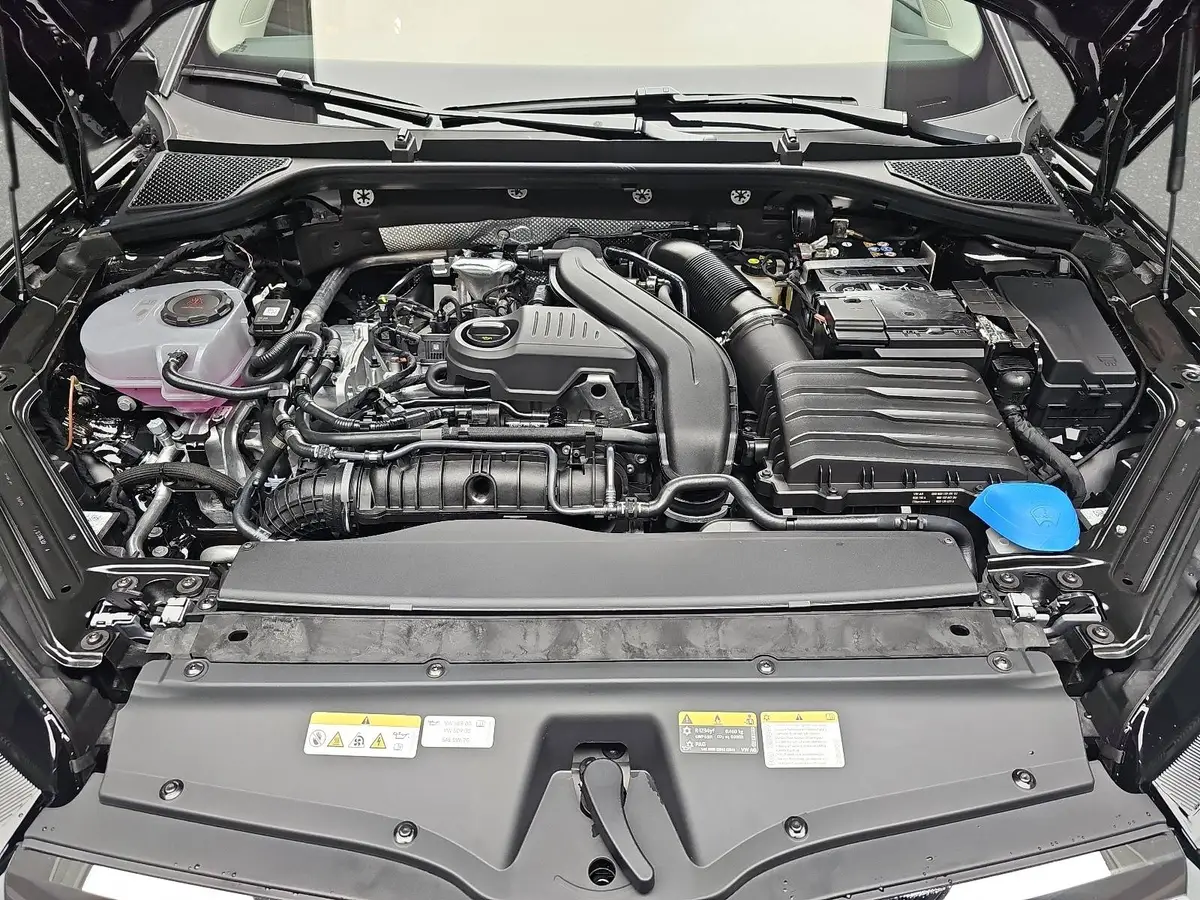 SKODA OCTAVIA COMBI 1.5 TSI DSG 130 JAHRE KLIMAAUTO LED SMARTLINK KAME