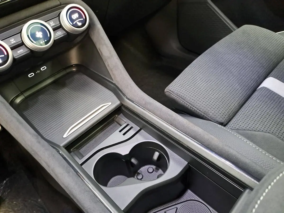 SKODA KODIAQ 1.5 TSI DSG SPORTLINE NAVI LED ACC PANO WINTER AHK