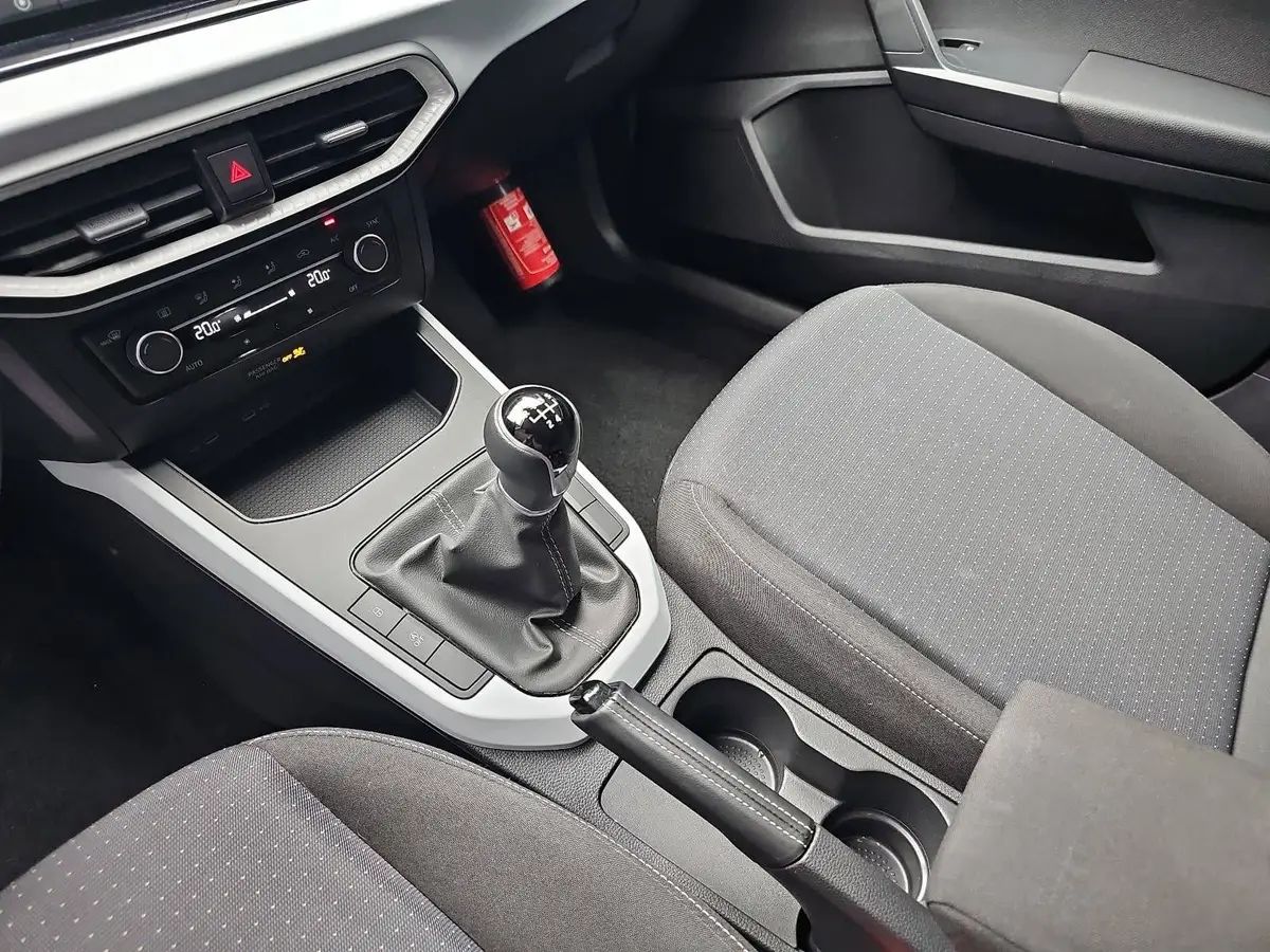 SEAT ARONA 1.0 TSI STYLE LED KLIMAAUTO PDC