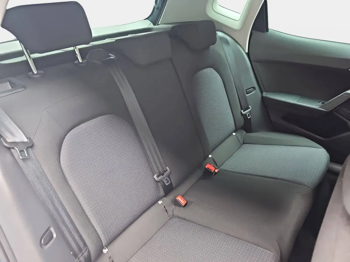 SEAT ARONA 1.0 TSI DSG STYLE NAVI LED PDC LM