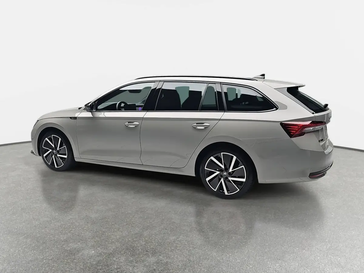 SKODA OCTAVIA COMBI 2.0 TDI DSG SPORTLINE NAVI LED