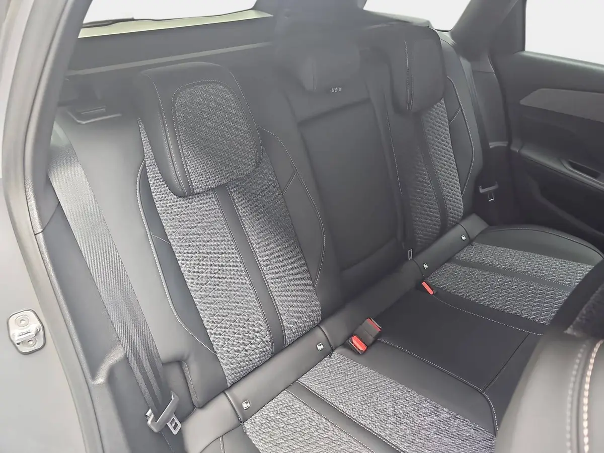 PEUGEOT 308 SW 1.2 HYBRID STYLE KOMFORT PAKET AHK LM