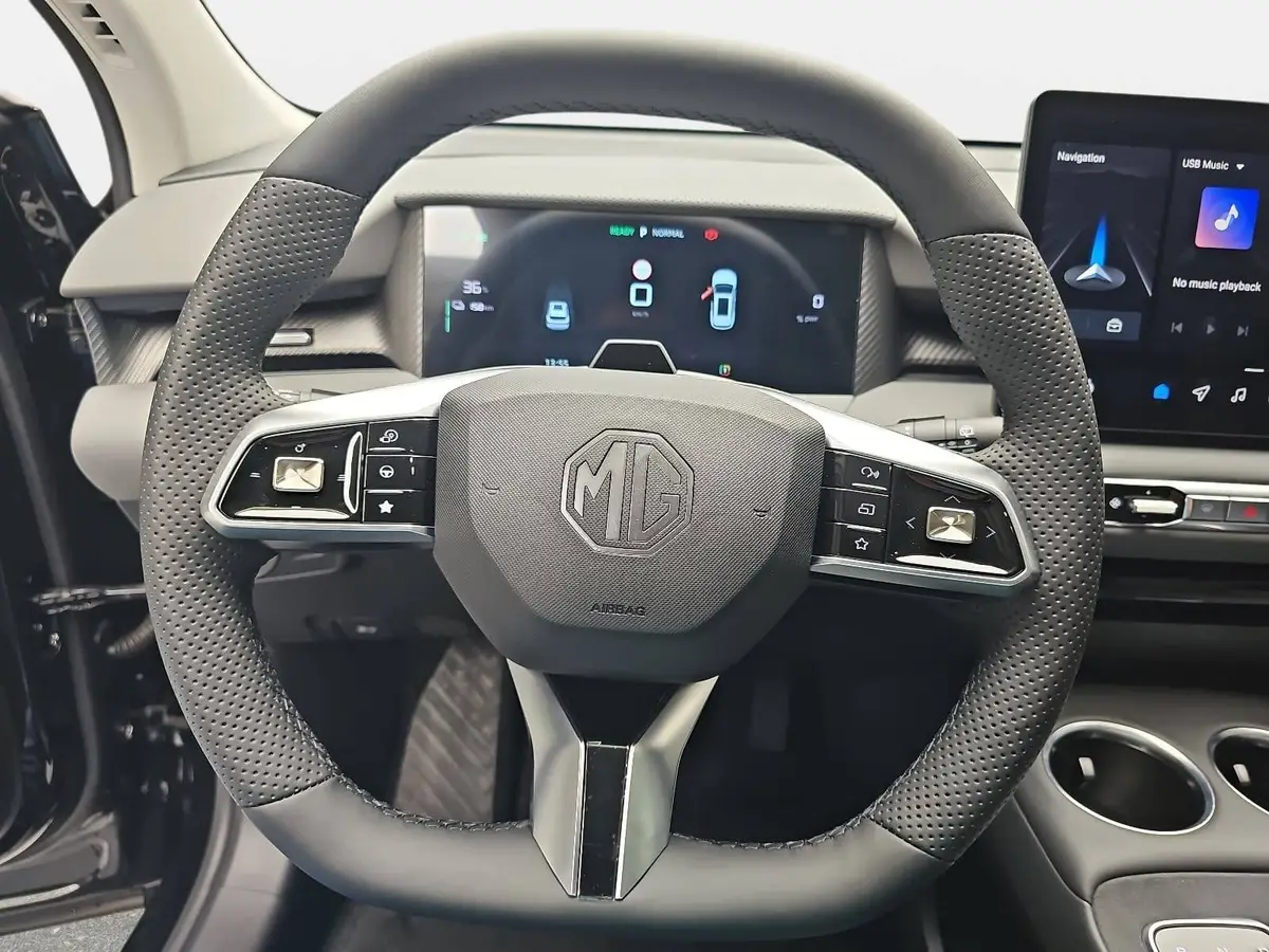 MG S5 EV 64 KWH MY25 LUXURY