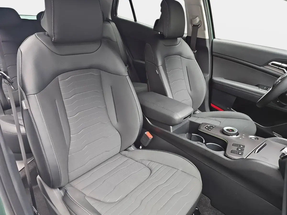 KIA SPORTAGE 1.6 CRDI 48V DCT 2WD SPIRIT MJ26 DRIVEWISE SOUND