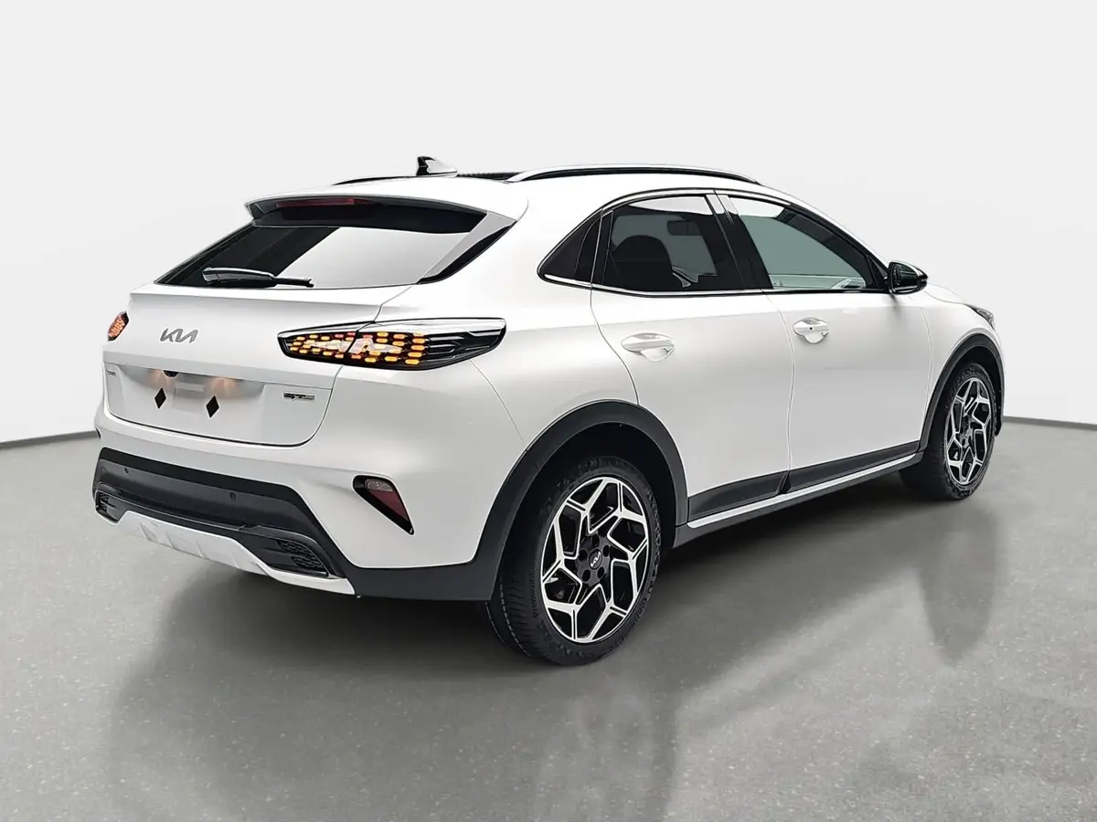 KIA XCEED 1.6 T-GDI 180 DCT GT-LINE MJ26 LEDER GLASDACH