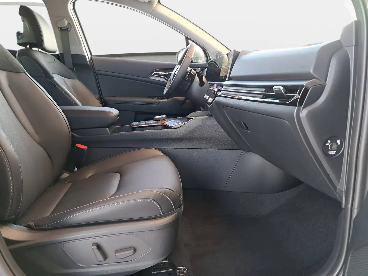 KIA SPORTAGE 1.6 T-GDI 150 2WD DCT SPIRIT MJ26 LEDER DRIVEWISE SOUND