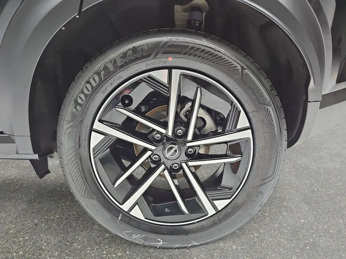 NISSAN JUKE 1.6 HYBRID AUTO. N-CONNECTA WINTER FRONTSCHEIBENHEIZUNG