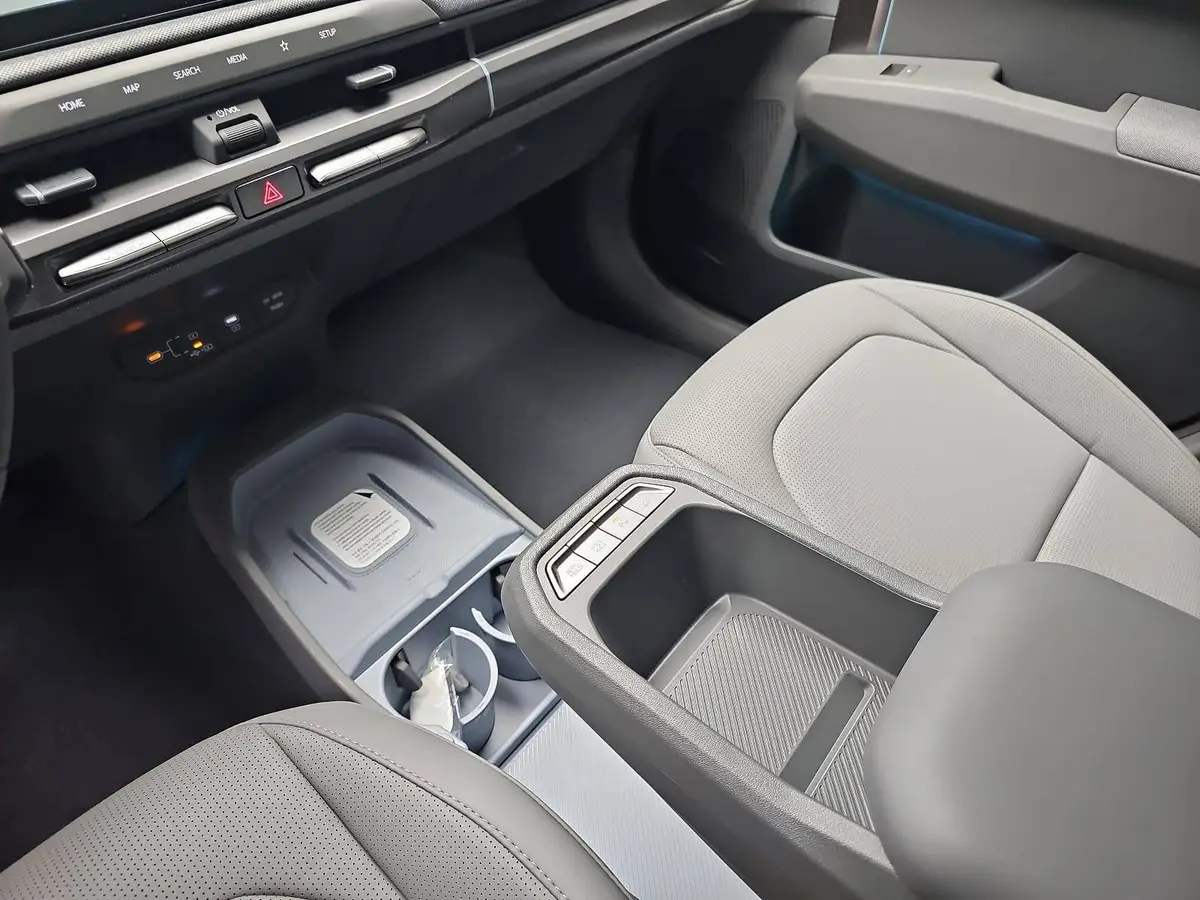 KIA EV3 58.3 KWH EARTH MJ26 WINTER-CONNECT BUSINESS UPGRADE DRIVEWISE-PARK