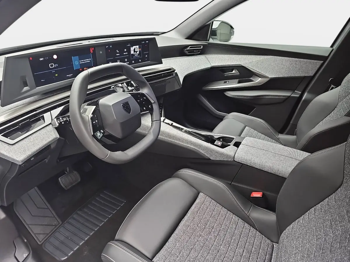 PEUGEOT 3008 1.2 HYBRID 145 E-DSC6 ALLURE LED DAB WINTER AHK LM