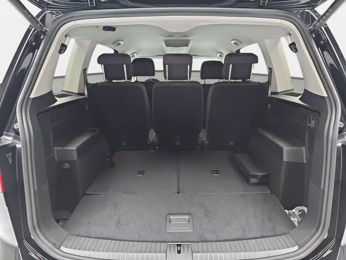 VW TOURAN 1.5 TSI DSG COMFORTLINE NAVI LED ACC SPUR WINTER 7