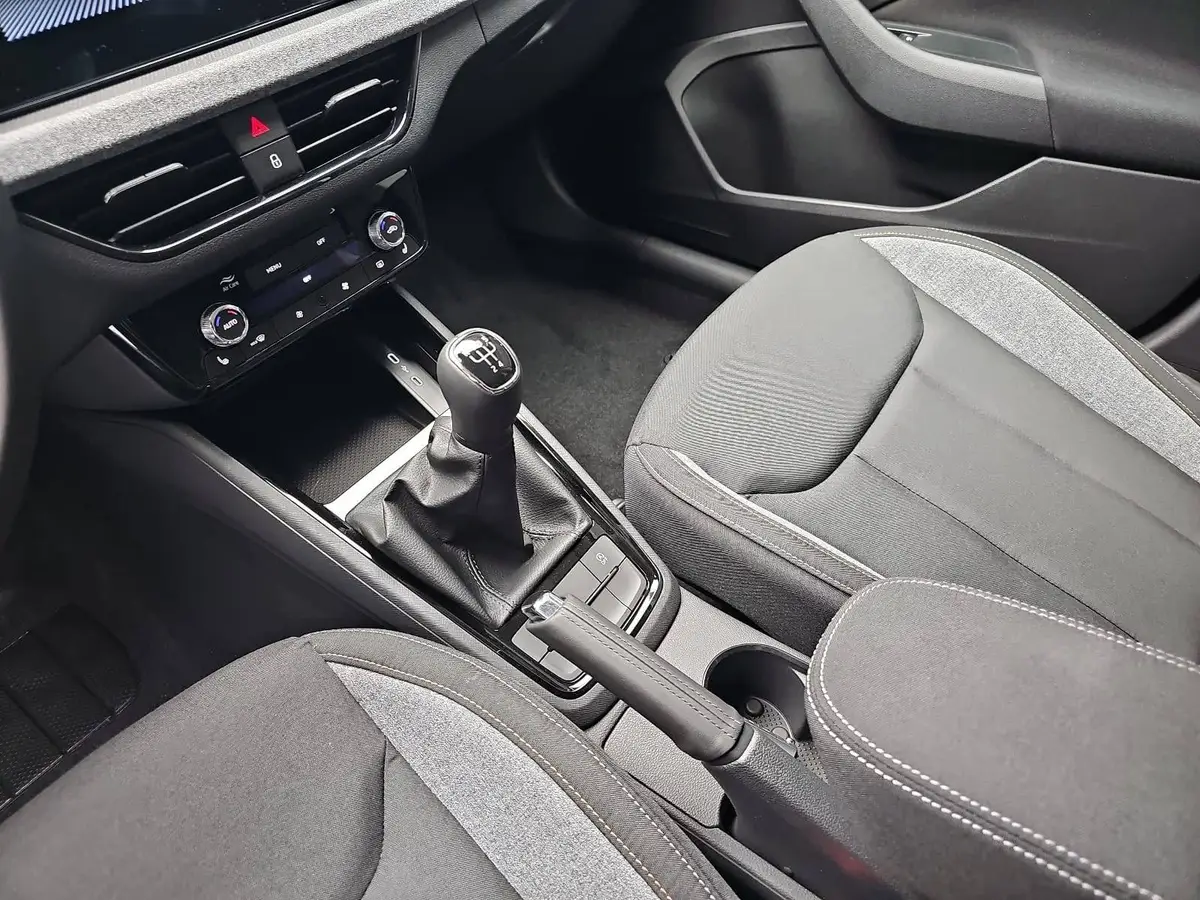 SKODA KAMIQ 1.0 TSI CLASSIC LED KLIMAAUTO PDC
