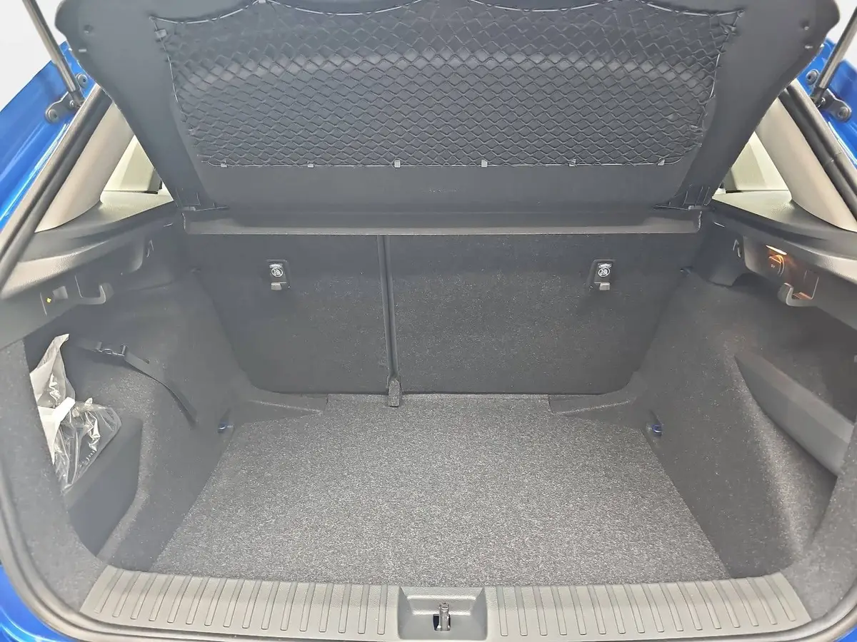 SKODA KAMIQ 1.0 TSI DSG 130 JAHRE LED KAMERA LM