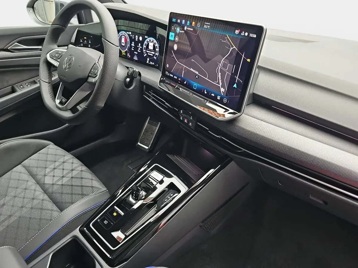VW GOLF 1.5 ETSI DSG VIII R-LINE NAVI MATRIX-LED