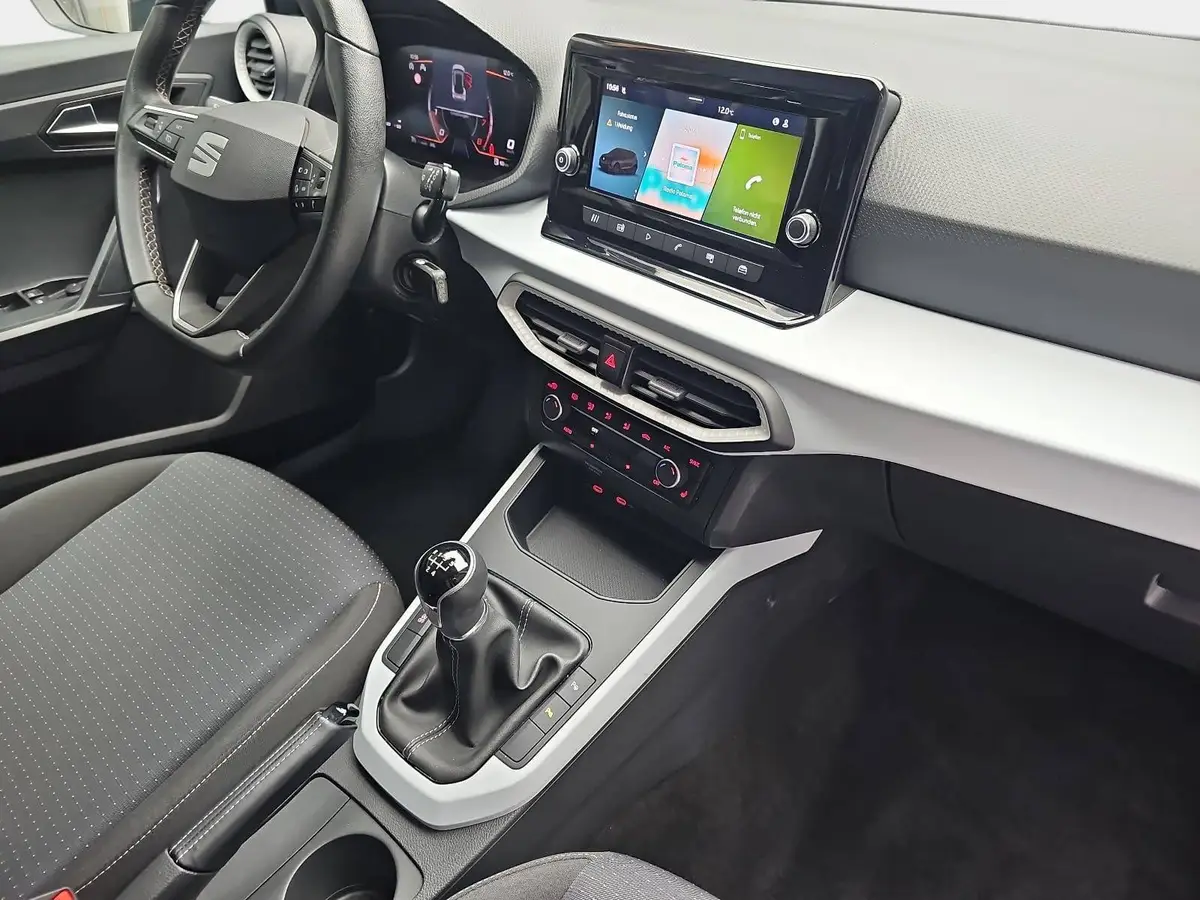 SEAT ARONA 1.0 TSI STYLE LED GRA P-ASSIST LM16