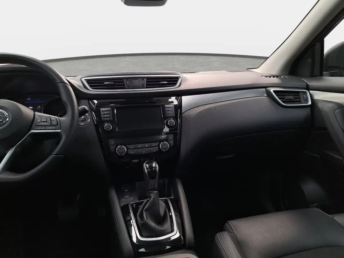 NISSAN QASHQAI 1.3 DIG-T TEKNA ACC P-ASSIST
