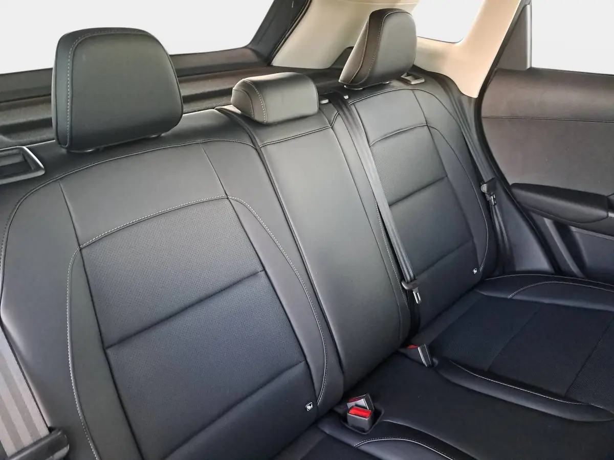 MG ZS 1.5 VTI-TECH COMFORT NAVI LM17 KEYLESS-ENTRY GANZJAHRESREIFEN