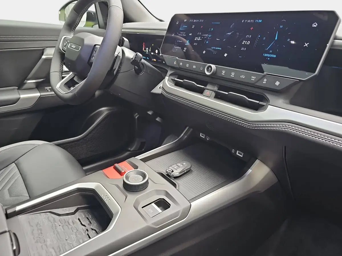 JEEP COMPASS ELEKTRO FÖRDERFÄHIG FIRST EDITION MJ26 PREMIUM-PAKET PANORAMA ALLWETTE