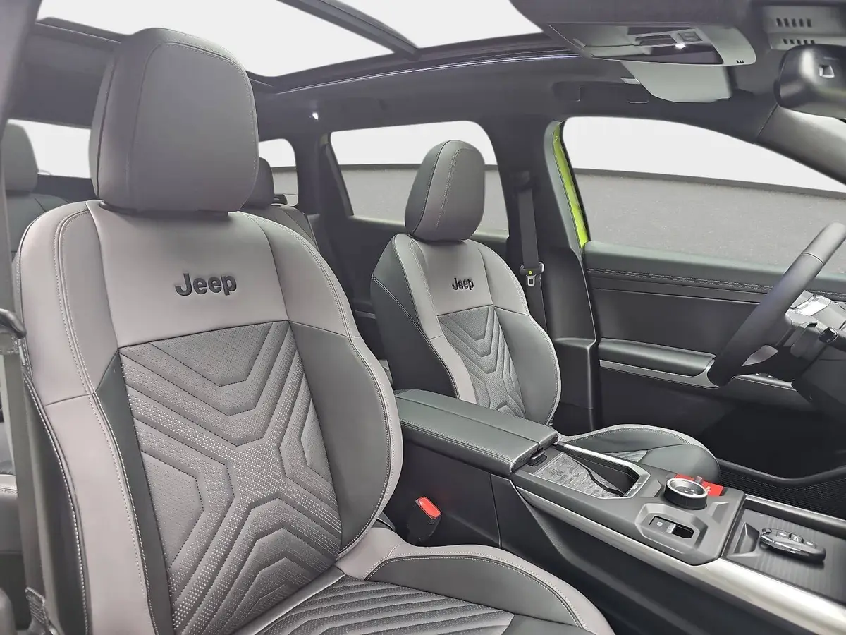 JEEP COMPASS ELEKTRO FIRST EDITION MJ26 PREMIUM-PAKET PANORAMA ALLWETTE
