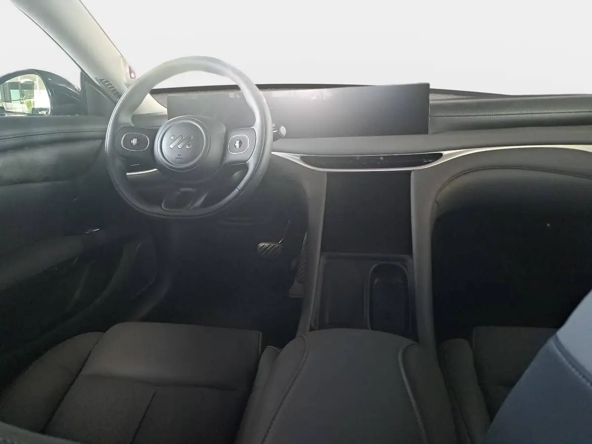 MG ANDERE EV 100 KWH MY26 PREMIUM