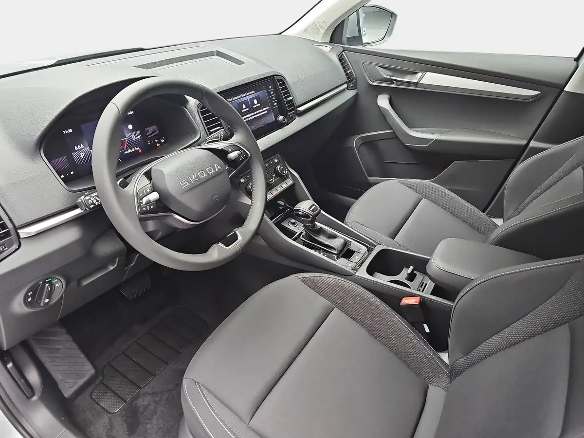 SKODA KAROQ 1.5 TSI DSG 130 JAHRE LED KLIMAAUTO EL.HECKKL. WIN