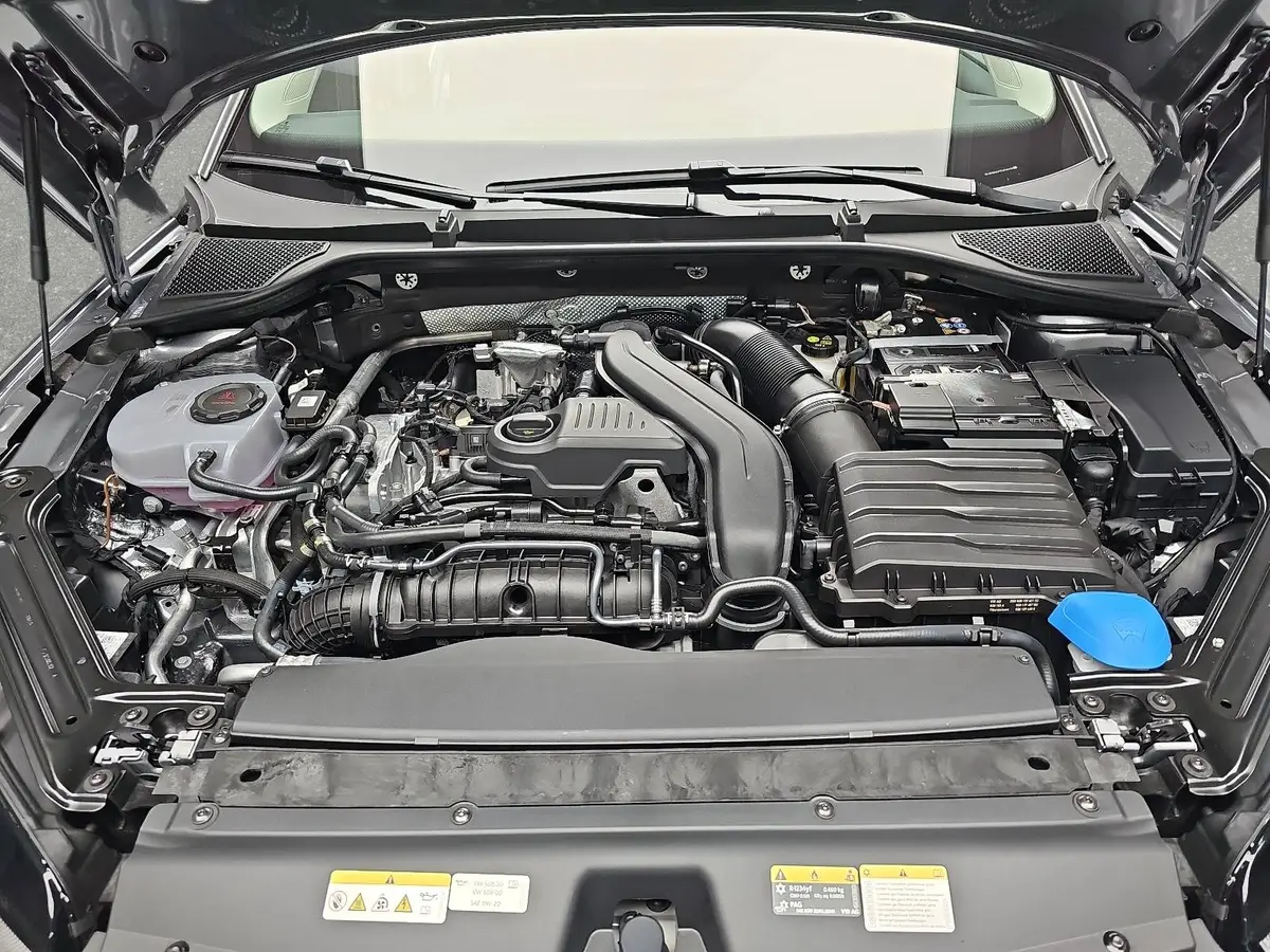 SKODA OCTAVIA COMBI 1.5 TSI ETEC DSG SELECTION NAVI LED ACC WINTER KA