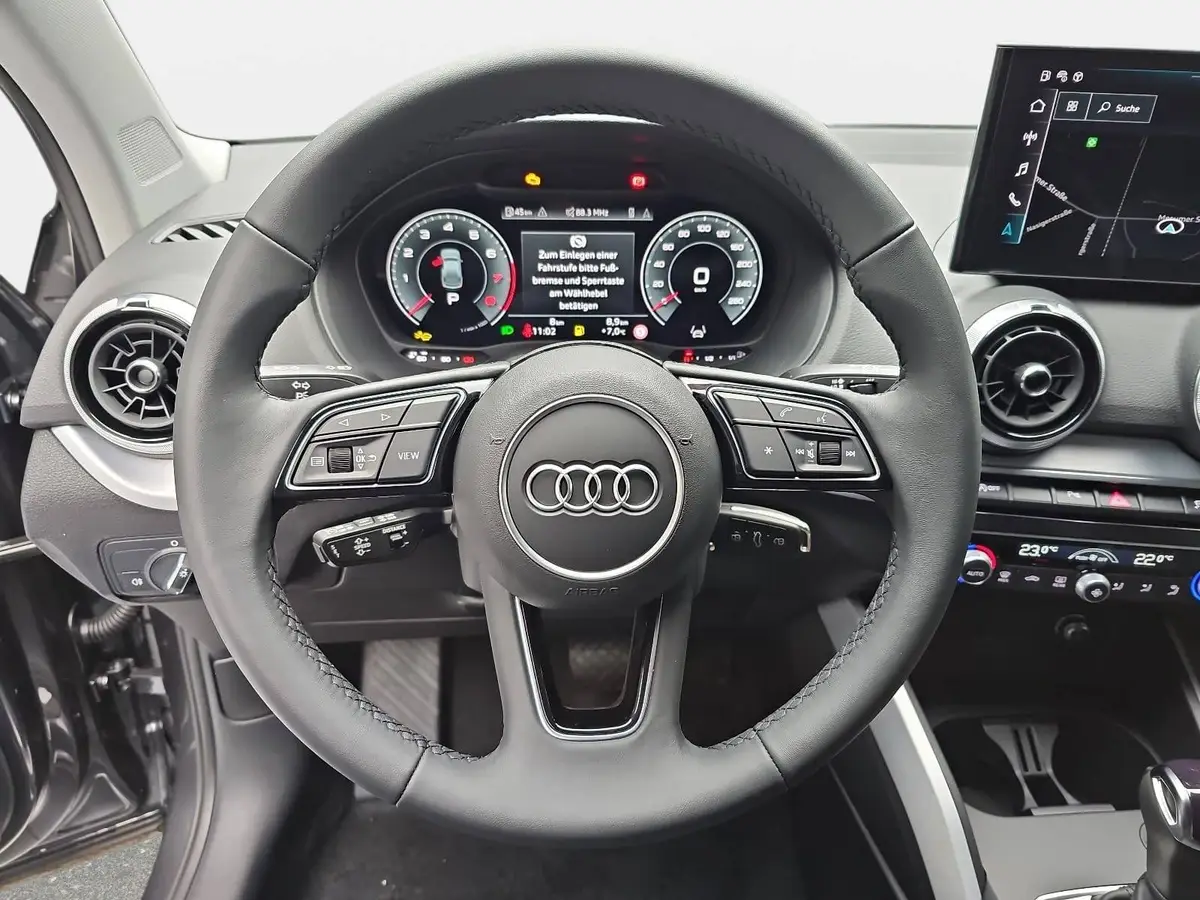 AUDI Q2 35 TFSI S-TRONIC S LINE NAVI LED ACC EL.HECKKL. WI