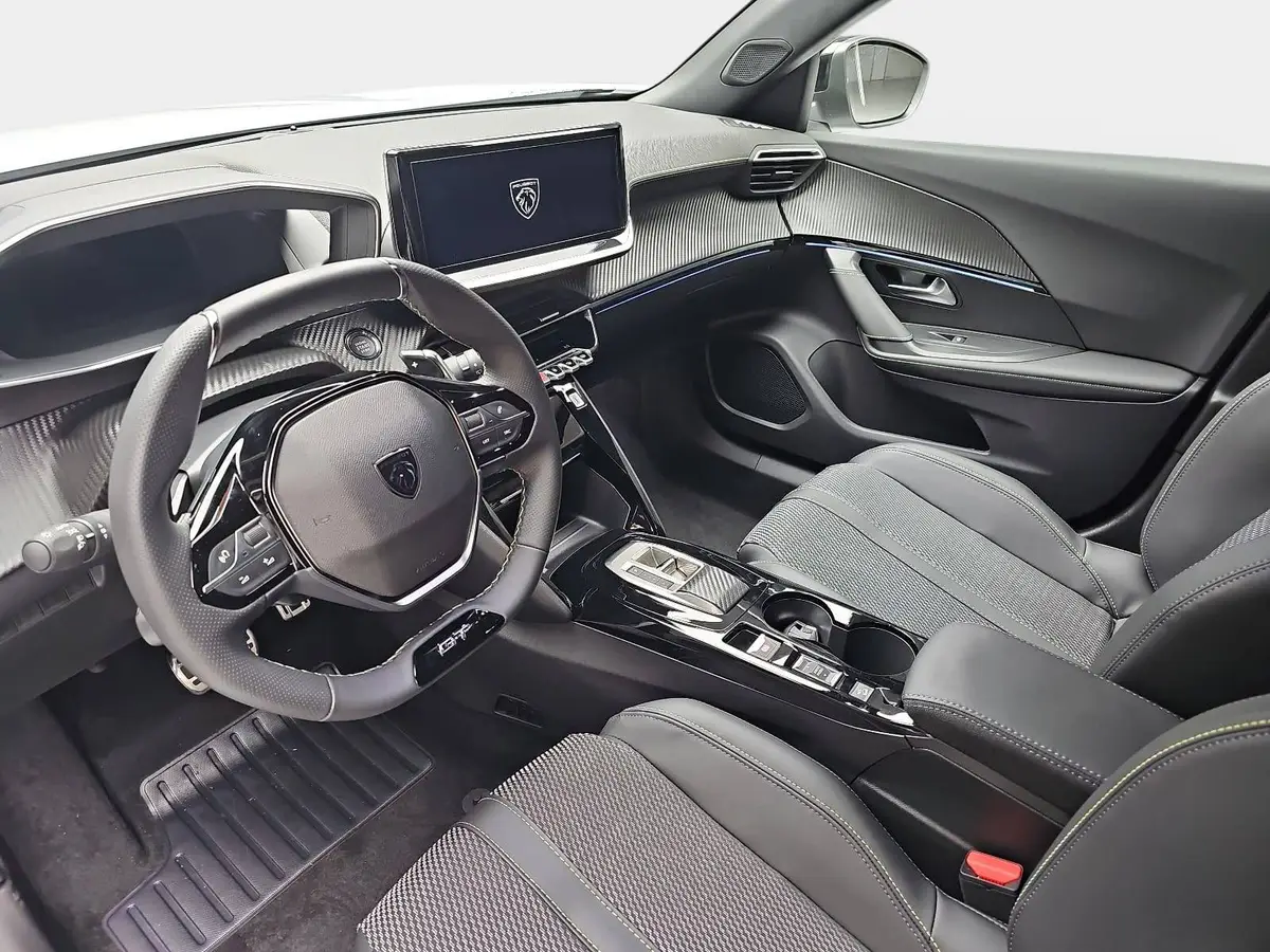 PEUGEOT 2008 1.2 HYBRID 145 E-DSC6 GT-LINE 2-WD LED KLIMAAUTO K