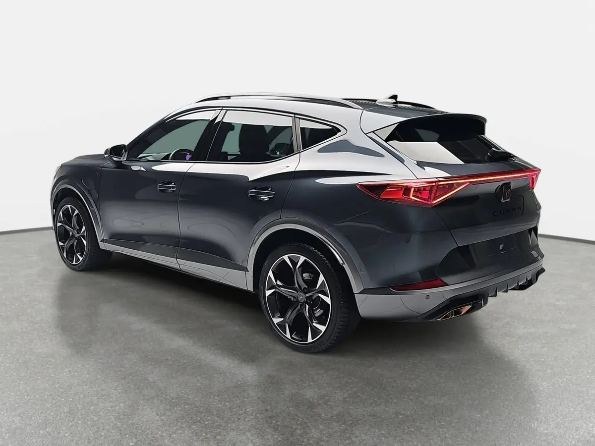 CUPRA FORMENTOR 1.4 E-HYBRID DSG MATRIX PANO AHK