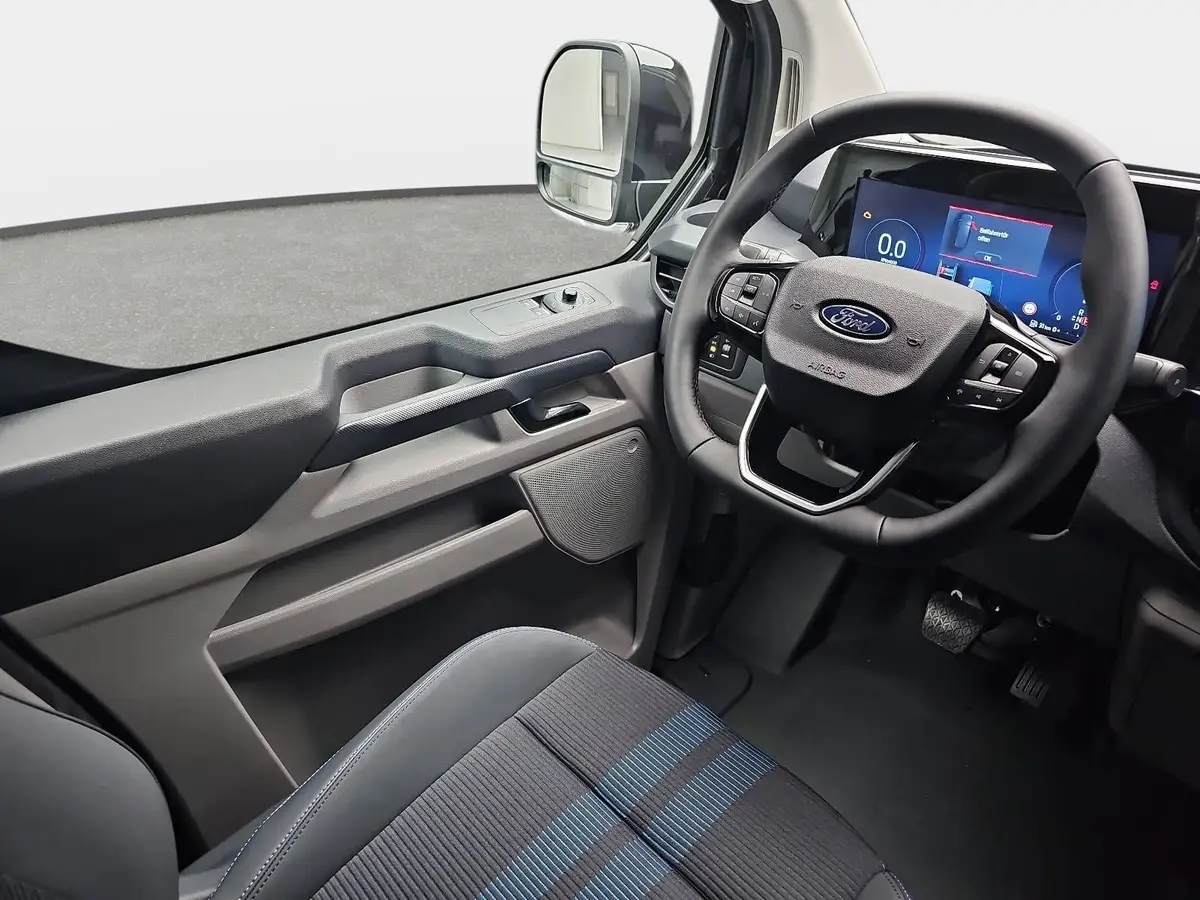 FORD TRANSIT CUSTOM 2.0 ECOBLUE AUTO. 320 L1H1 SPORT FWD KLIMA LED LM